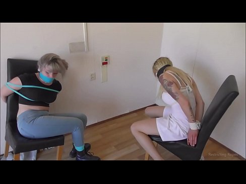 ❤️ צוגעבונדן / צוגעבונדן און געגאסען / מיידל אין נויט ❤ באַרען ווידעא ביי yi.superpornpics.ru ❤